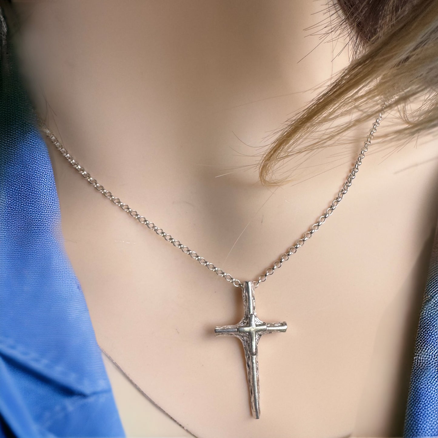 Christian cross no 142