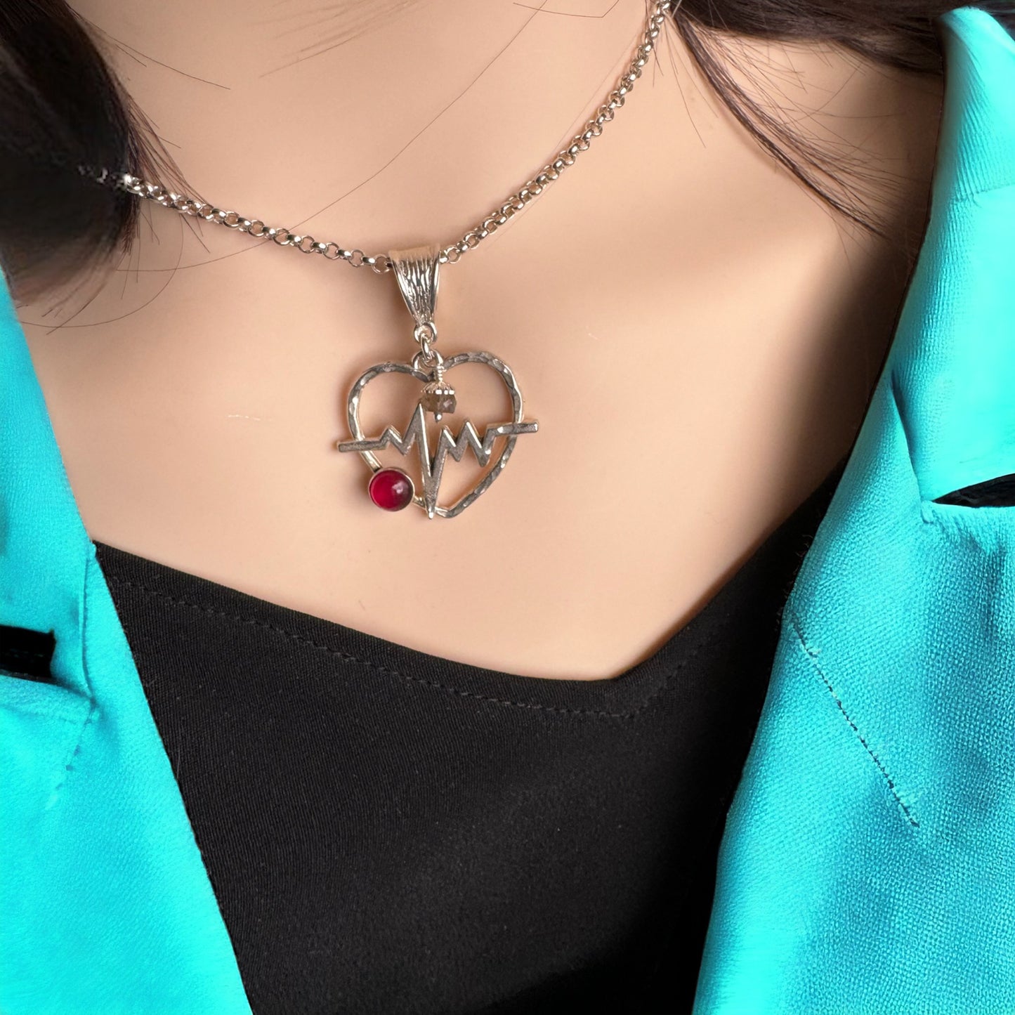 "My heart beats for you"(28)