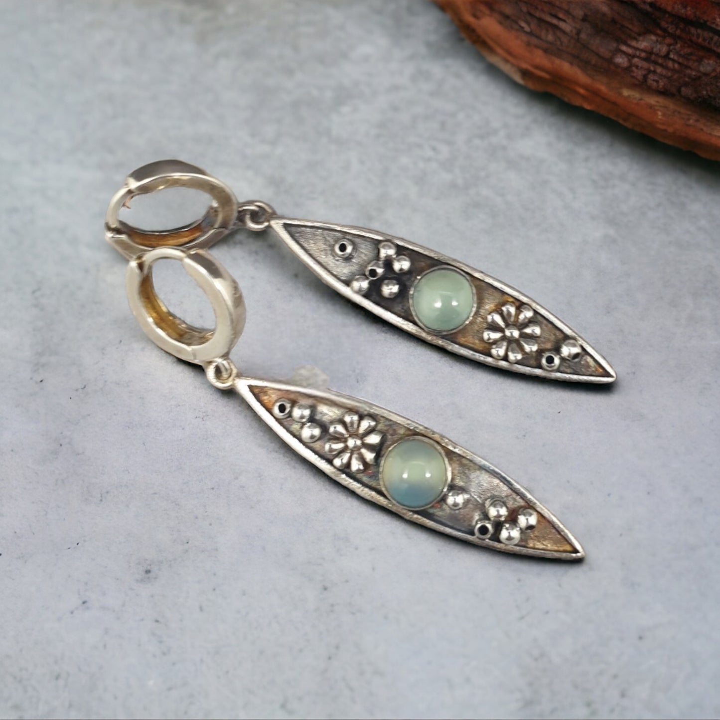 Blue Chalcedony (no125)