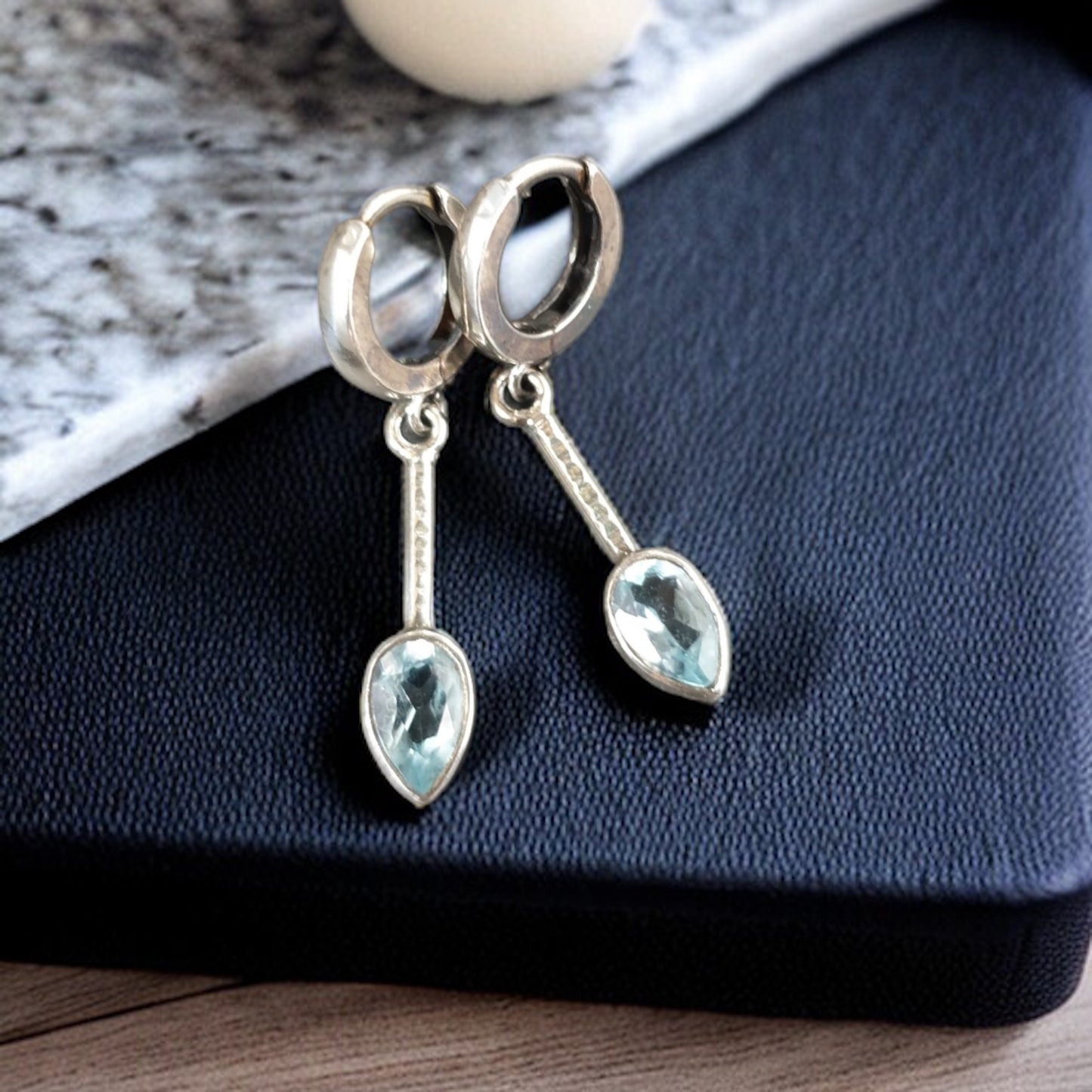 Blue topaz earings (no145)